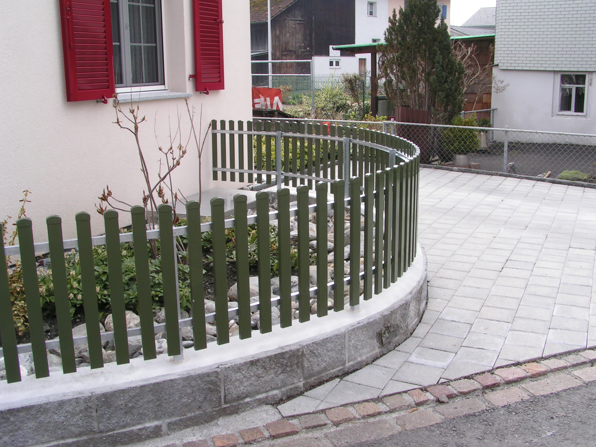 Lattenzaun aus Aluminium