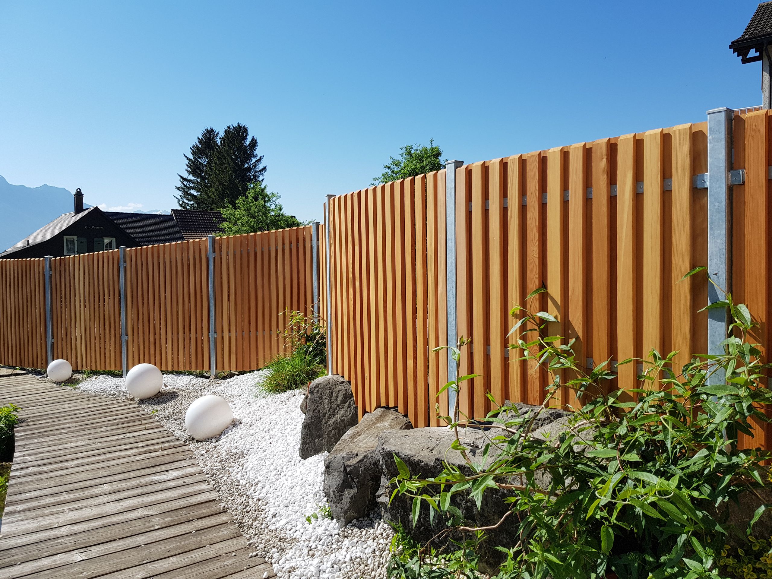 Der passende Gartenzaun oder Sichtschutz für Ihr Grundstück